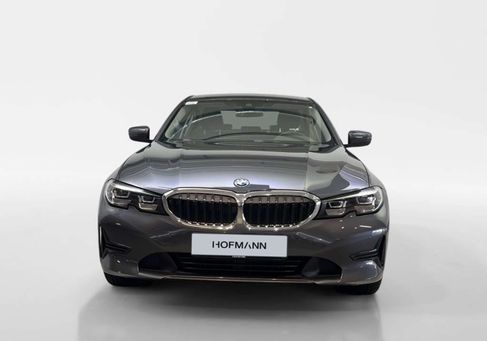 BMW 320, 2022