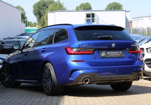 BMW 330, 2021