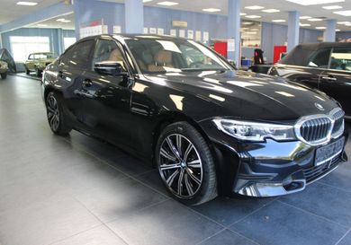 BMW 318, 2022