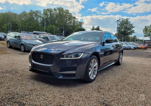 Jaguar XE, 2019