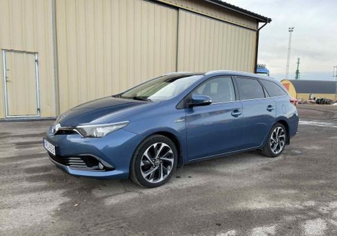 Toyota Auris Touring Sports, 2016
