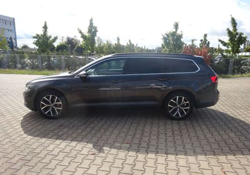 Volkswagen Passat Variant, 2022 3