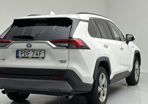 Toyota RAV 4, 2021