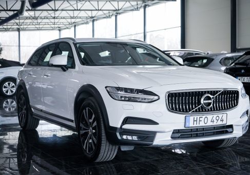 Volvo V90 Cross Country, 2020