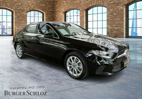 Mercedes-Benz A 180, 2021