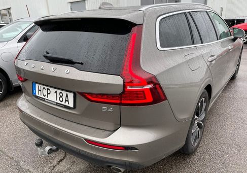 Volvo V60, 2021
