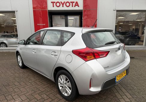 Toyota Auris, 2014