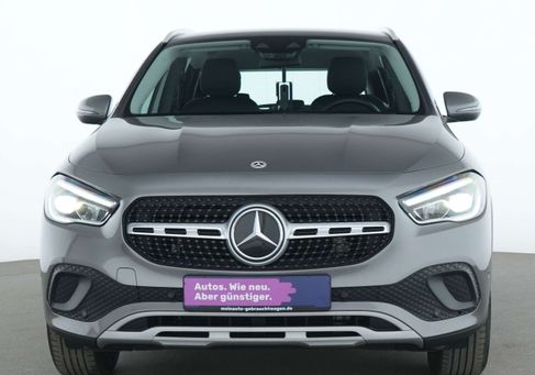 Mercedes-Benz GLA 180, 2023