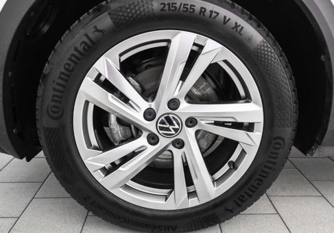 Volkswagen T-Roc, 2025