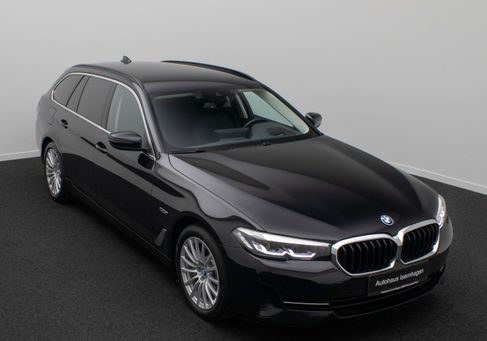 BMW 530, 2022 3
