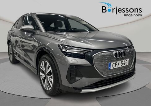 Audi Q4, 2022