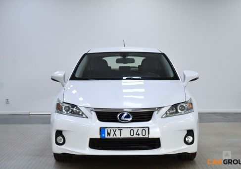 Lexus CT, 2013