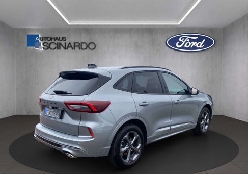 Ford Kuga, 2025