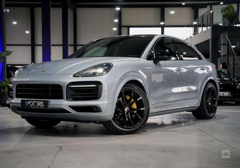 Porsche Cayenne, 2022