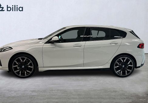BMW 120, 2026 3