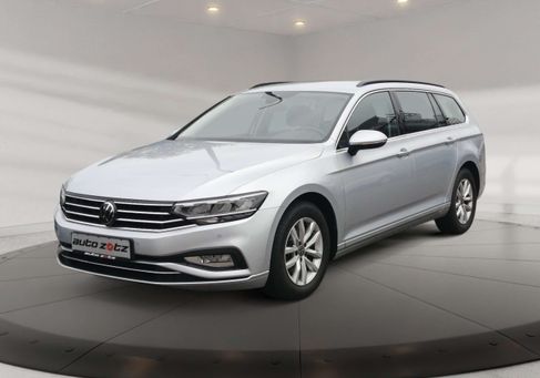 Volkswagen Passat Variant, 2023