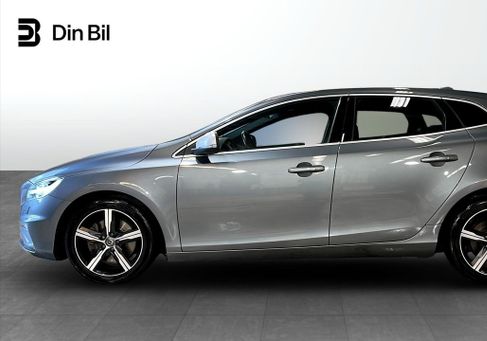 Volvo V40, 2019