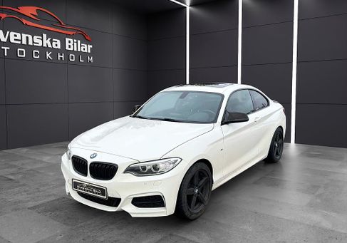 BMW M235, 2016