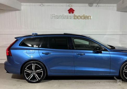 Volvo V60, 2021