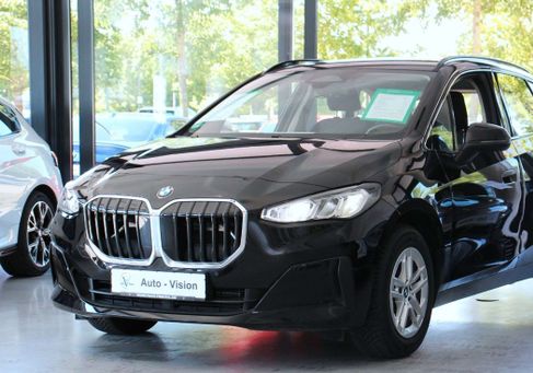 BMW 216, 2025