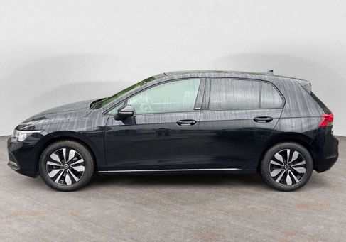 Volkswagen Golf, 2023 3