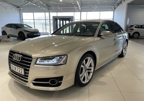 Audi A8, 2016