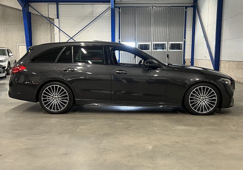 Mercedes-Benz C 300, 2022