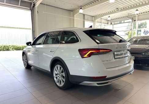 Skoda Octavia, 2022 3