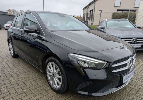 Mercedes-Benz B 180, 2019