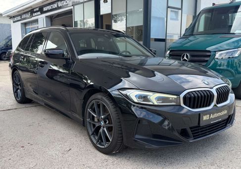 BMW 330, 2022