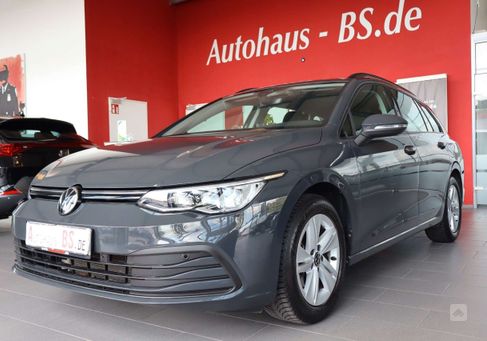 Volkswagen Golf, 2023