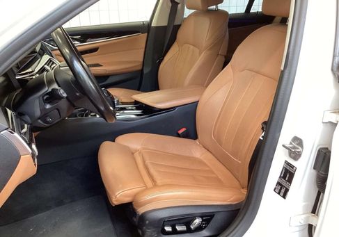 BMW 520, 2019 3