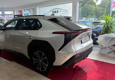 Toyota bZ4X, 2022 3