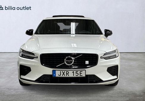 Volvo S60, 2022