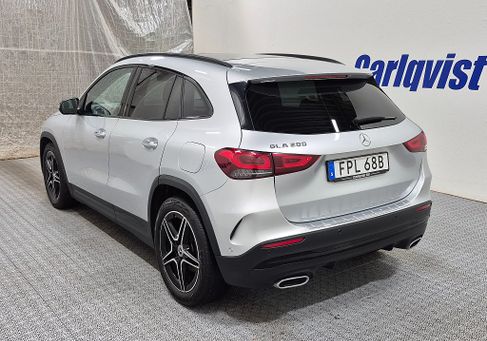 Mercedes-Benz GLA 200, 2022 3