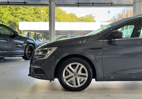 Renault Megane, 2020 3
