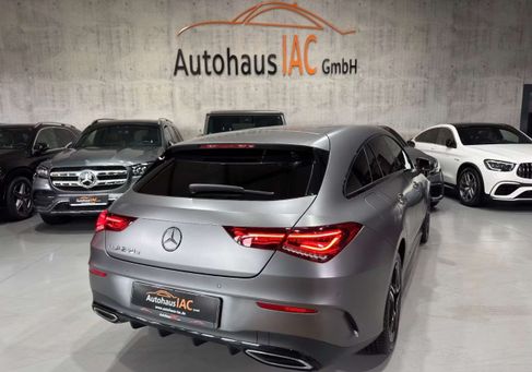 Mercedes-Benz CLA 250, 2022