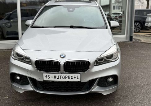 BMW 220, 2017