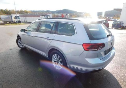 Volkswagen Passat Variant, 2022 3