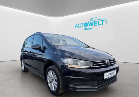 Volkswagen Touran, 2022 3