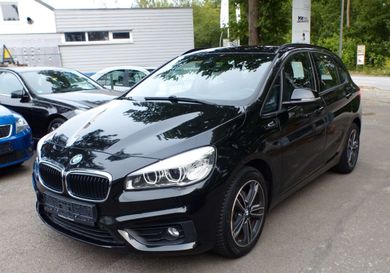 BMW 218, 2018