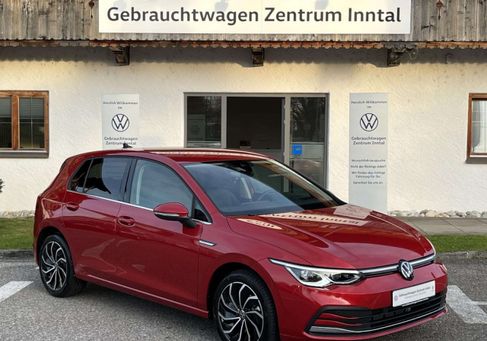 Volkswagen Golf, 2022