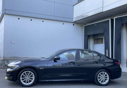 BMW 320, 2021