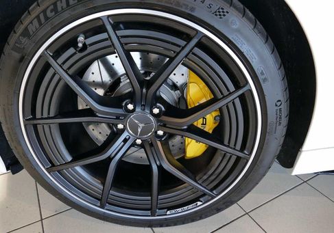 Mercedes-Benz AMG GT, 2021