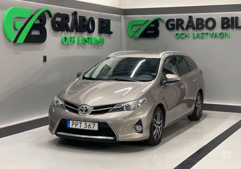 Toyota Auris Touring Sports, 2015