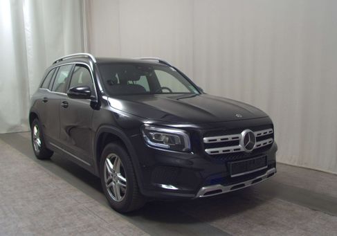 Mercedes-Benz GLB 250, 2021 3