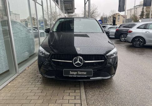 Mercedes-Benz B 200, 2025 2