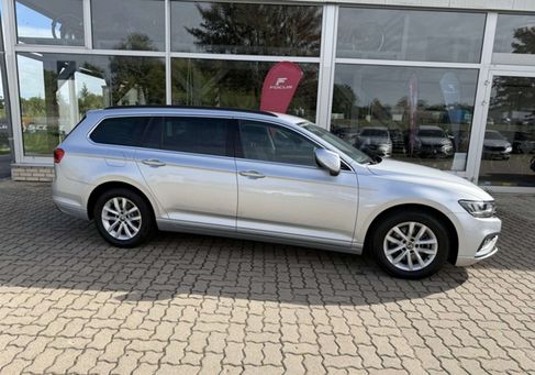 Volkswagen Passat Variant, 2024 3