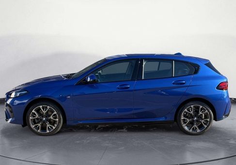 BMW 120, 2025