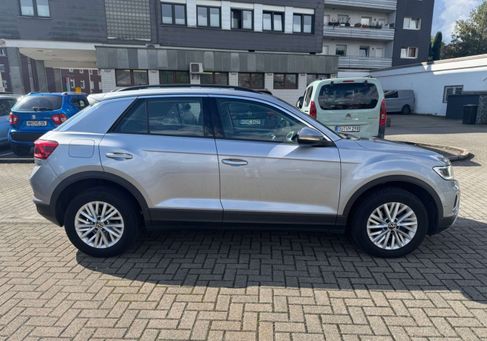 Volkswagen T-Roc, 2022 3